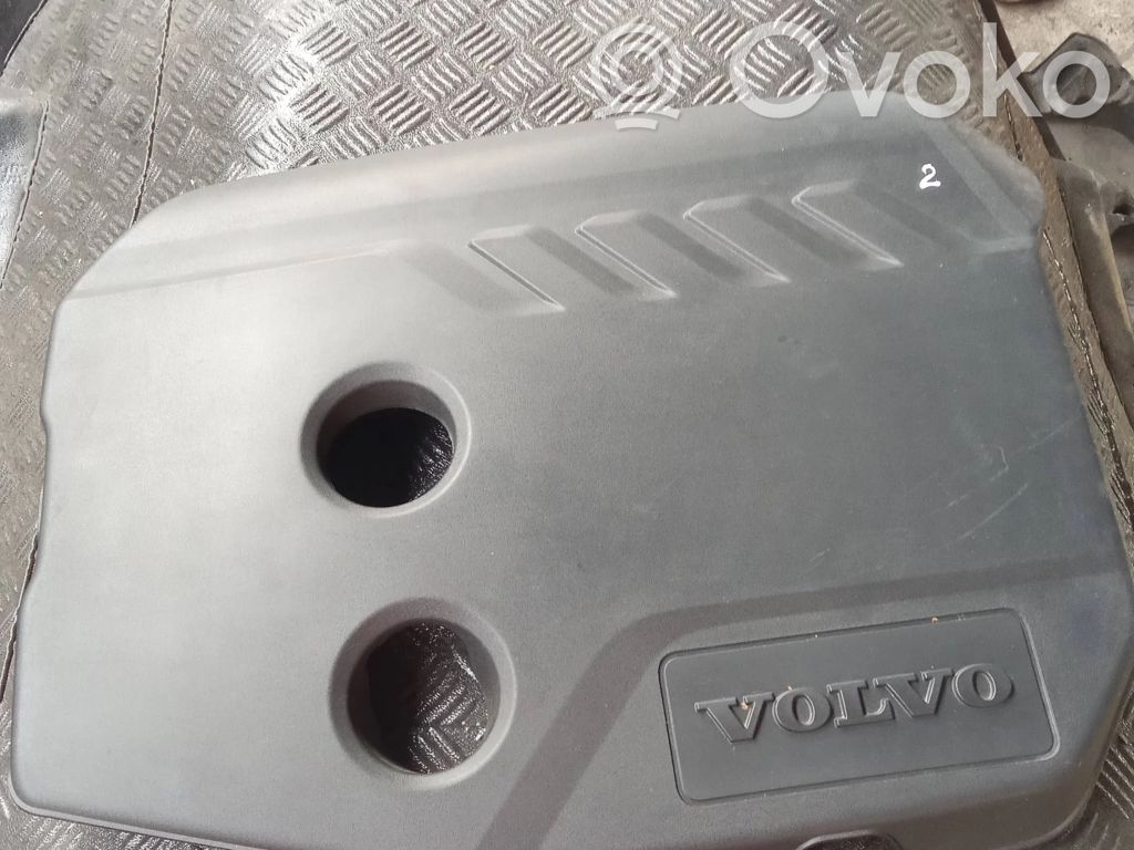 Volvo V50 Engine cover (trim) 