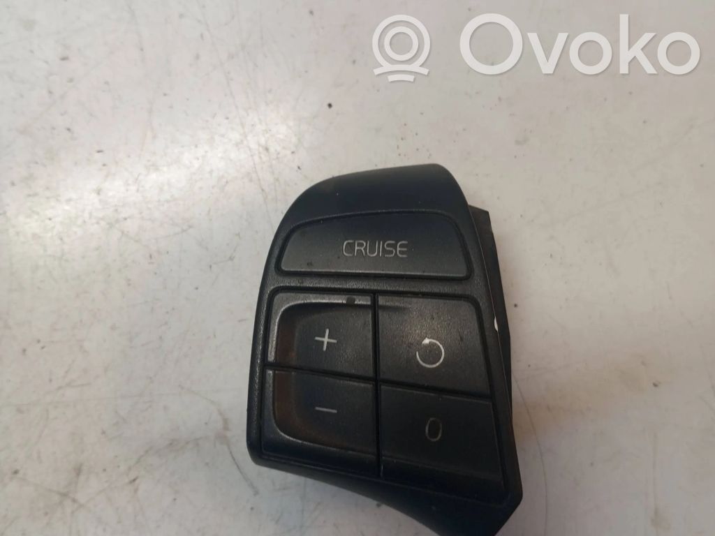Volvo V50 Stūres pogas / slēdži 
