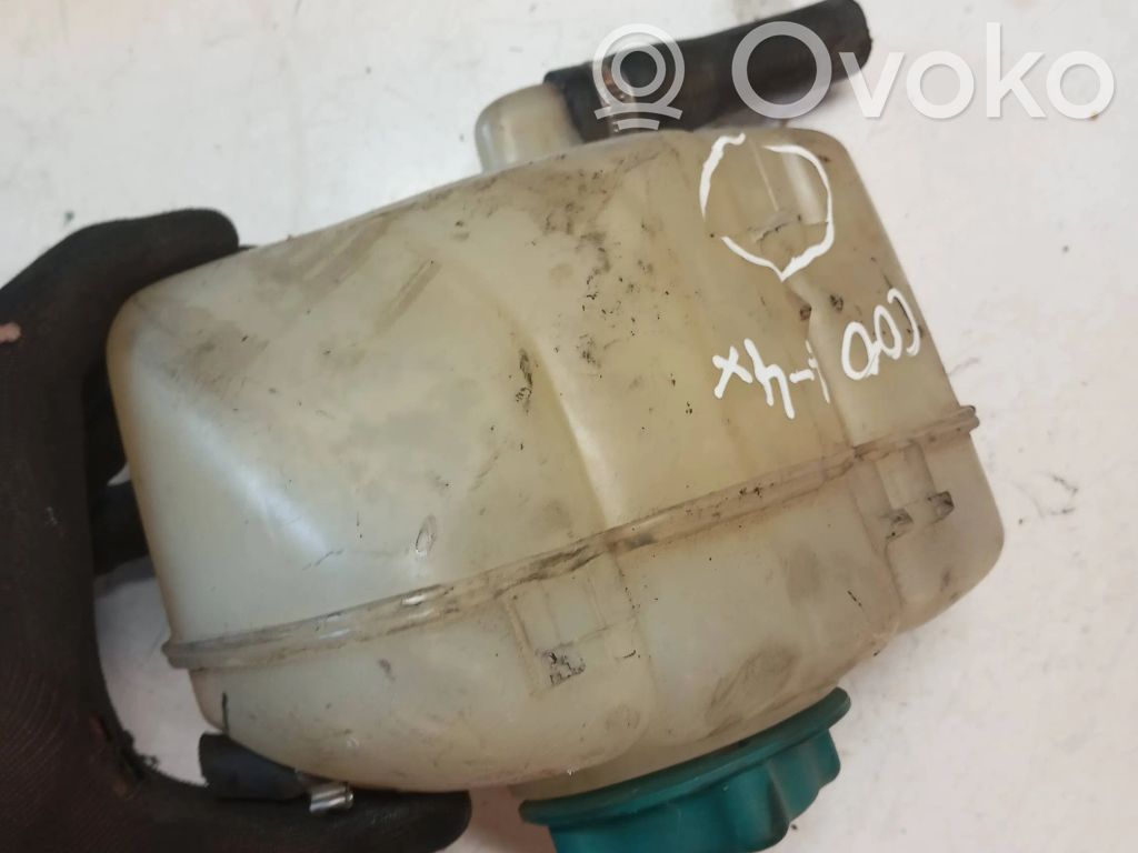 Volvo V70 Aušinimo skysčio išsiplėtimo bakelis 