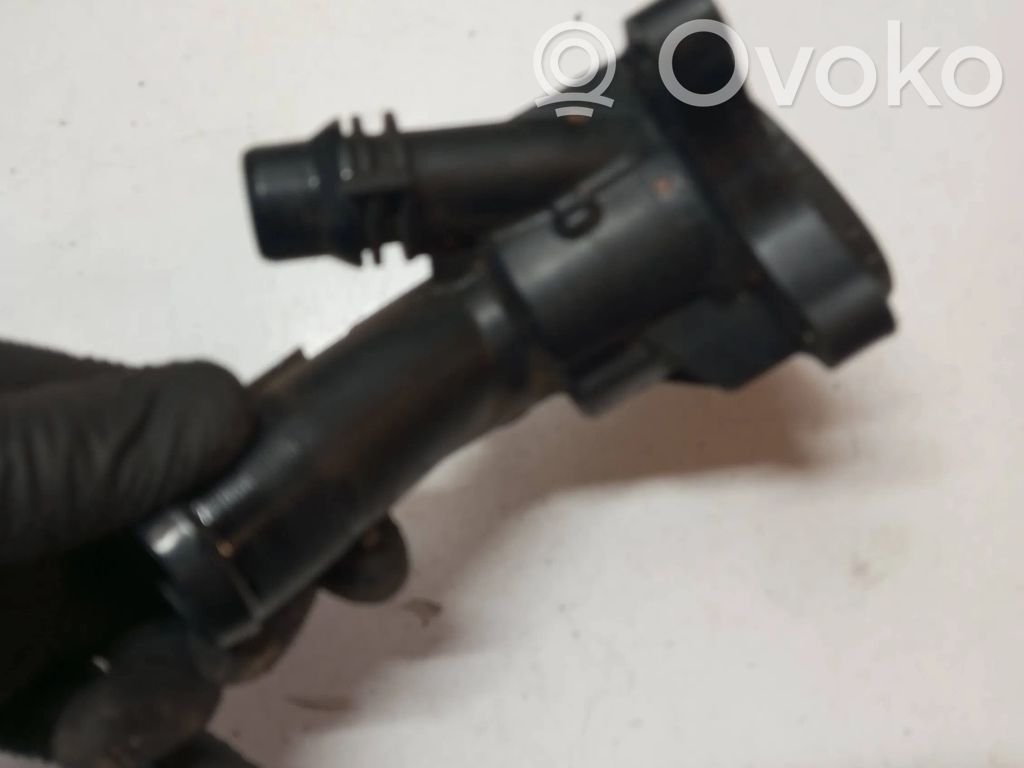 Volvo XC60 Termostatas/ termostato korpusas 