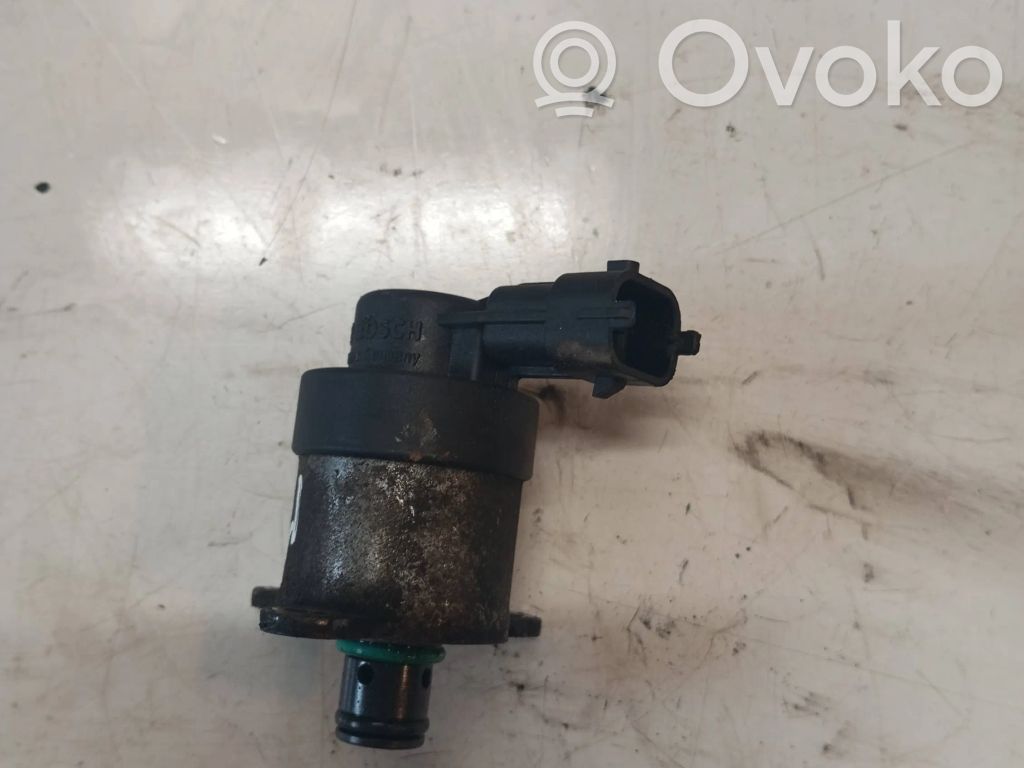 Volvo V70 Régulateur de pression de carburant 