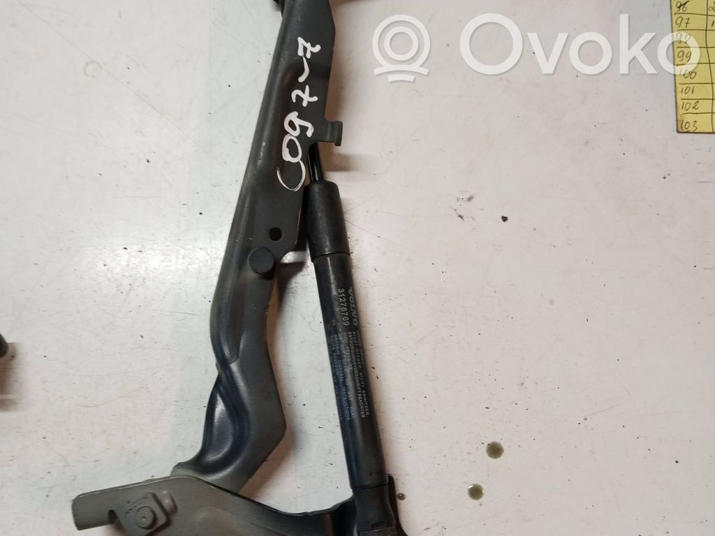 Volvo V60 Konepellin saranat 