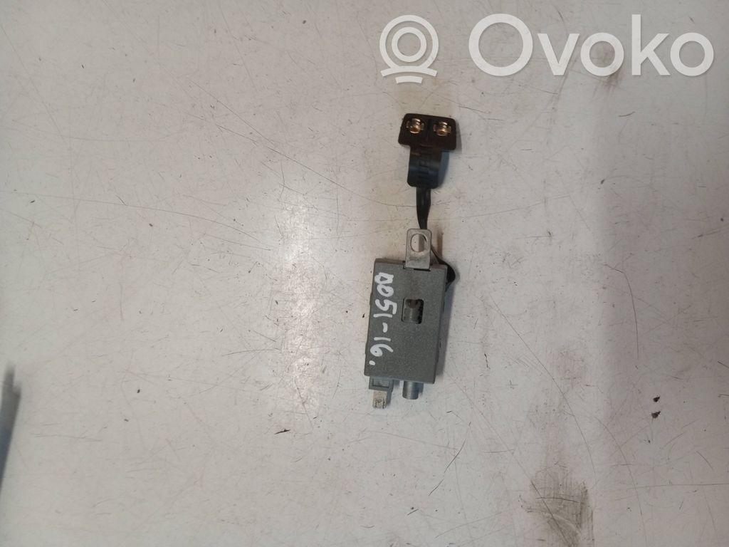 Volvo XC90 Aerial antenna amplifier 