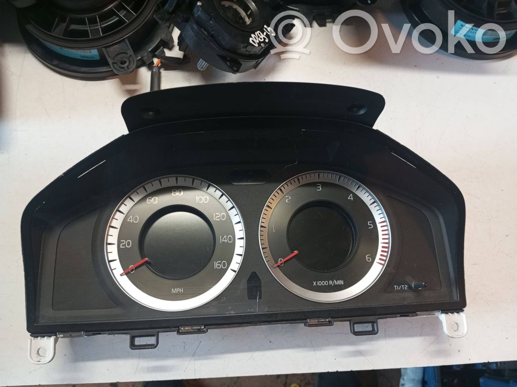 Volvo XC60 Speedometer (instrument cluster) 