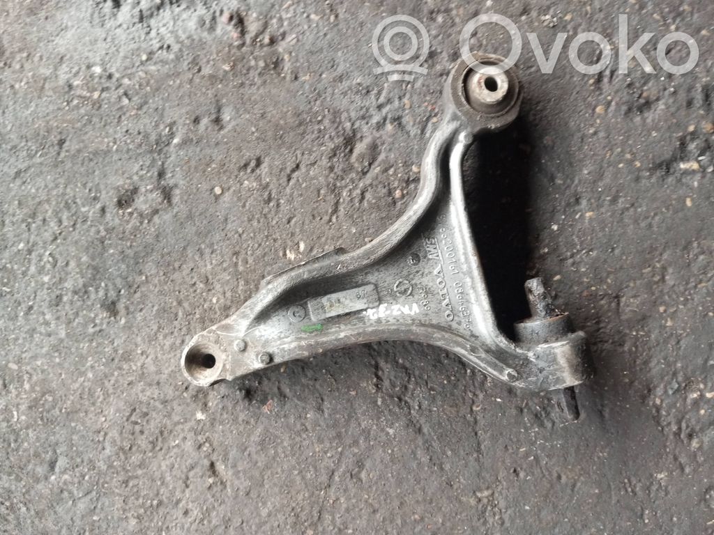 Volvo V70 Basculă inferioară față 
