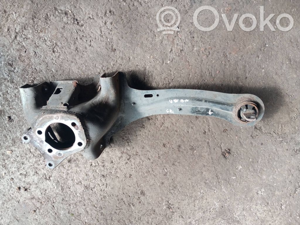 Volvo V40 Galinė stebulė 