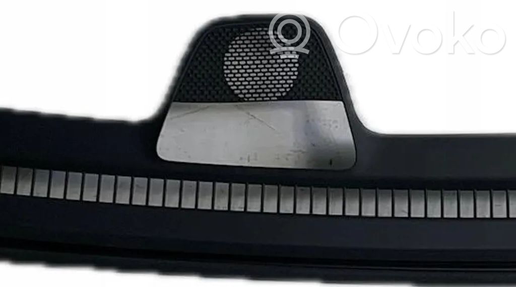 Wiper trim   5RL45DX9AE