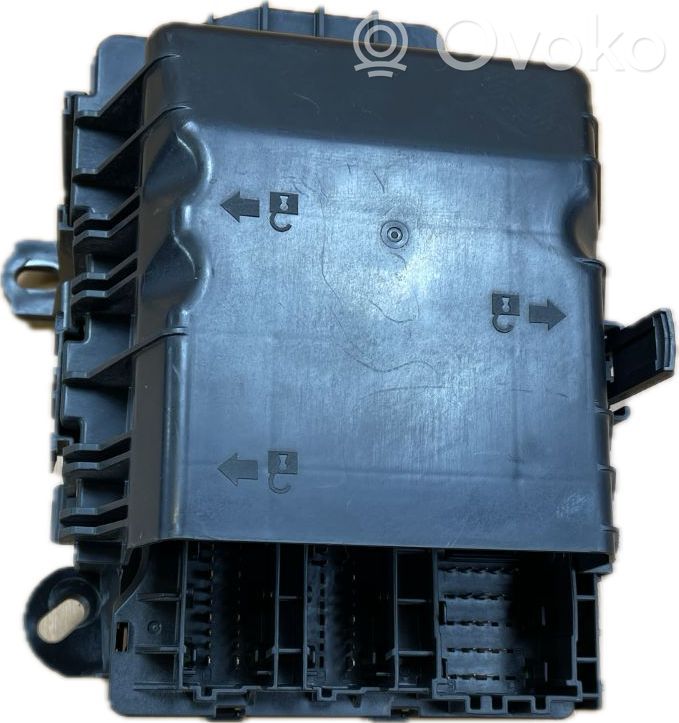 Fuse box set   23200666