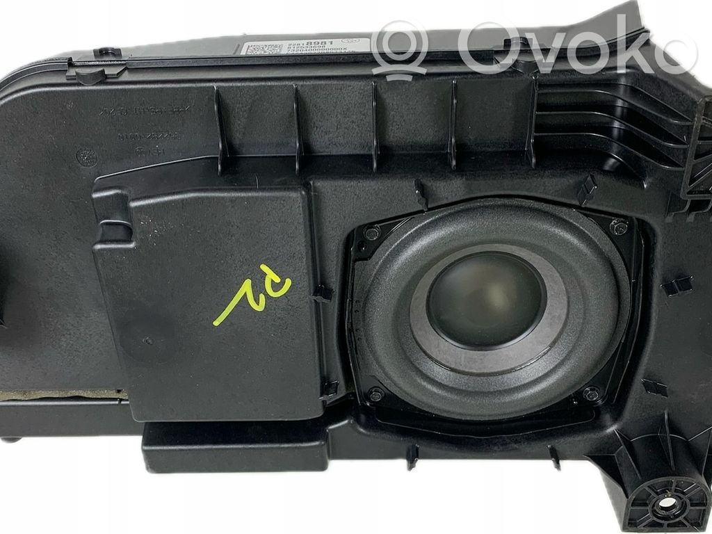 Cadillac Escalade IV Front door speaker 