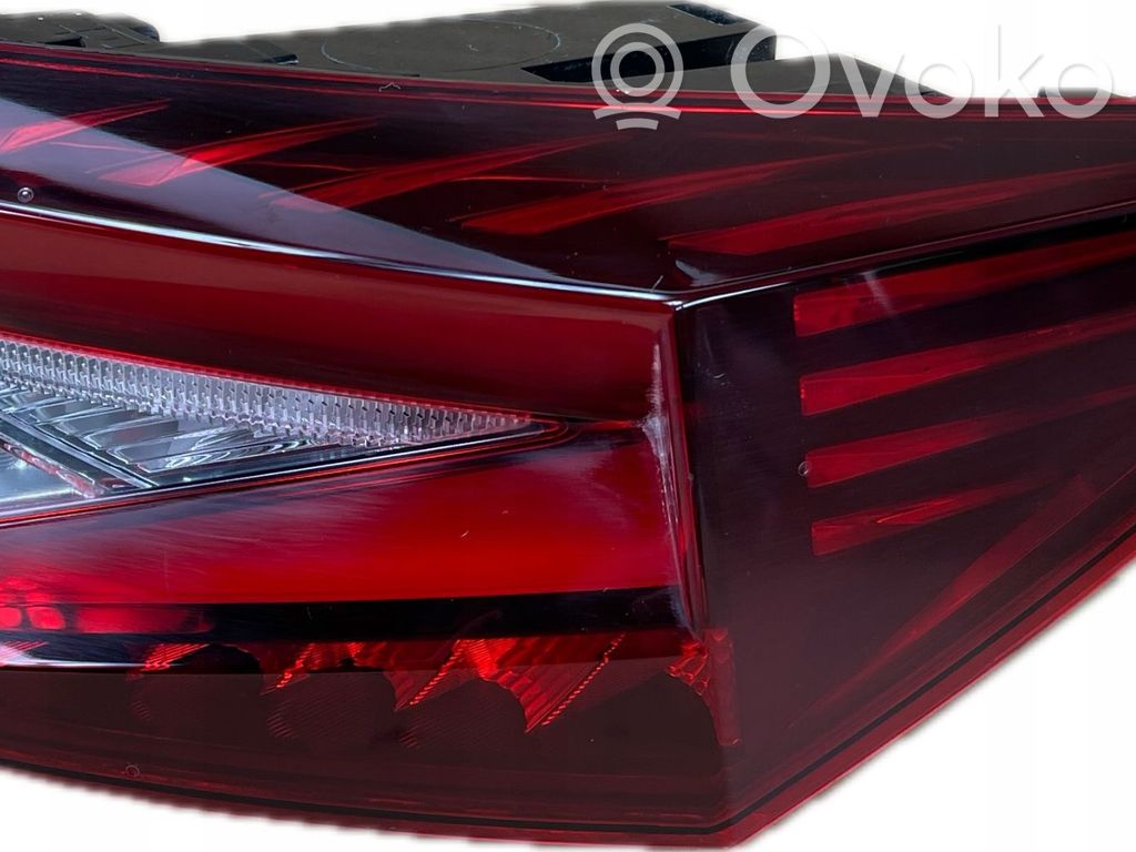 Skoda Enyaq iV Lampa tylna 