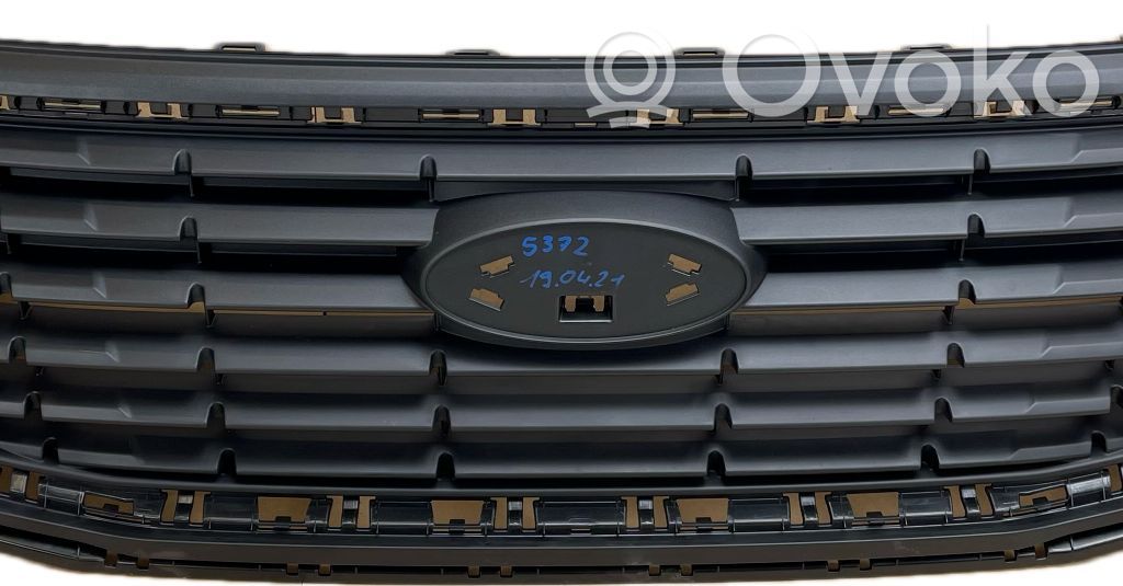 Front grill   2KF853651