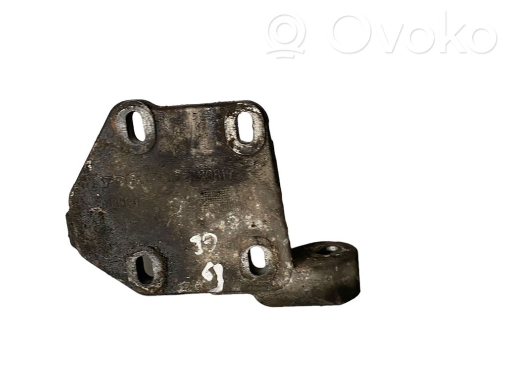 Volvo XC90 Gearbox mounting bracket 
