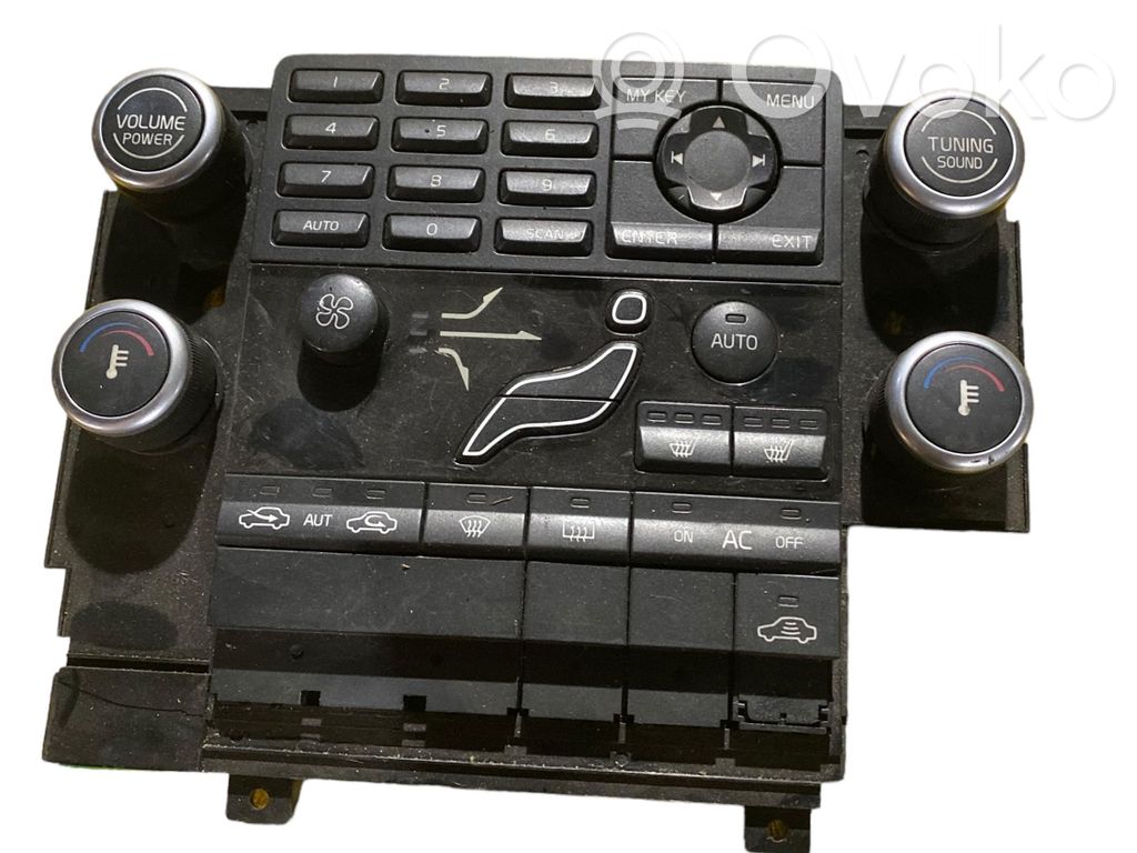 Volvo V70 Climate control unit 