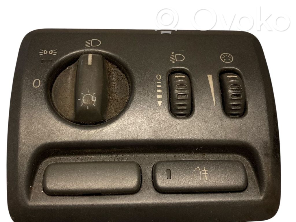 Volvo V70 Light switch 