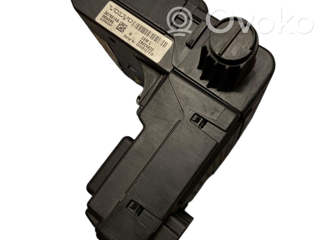 Volvo XC70 Fuse module 