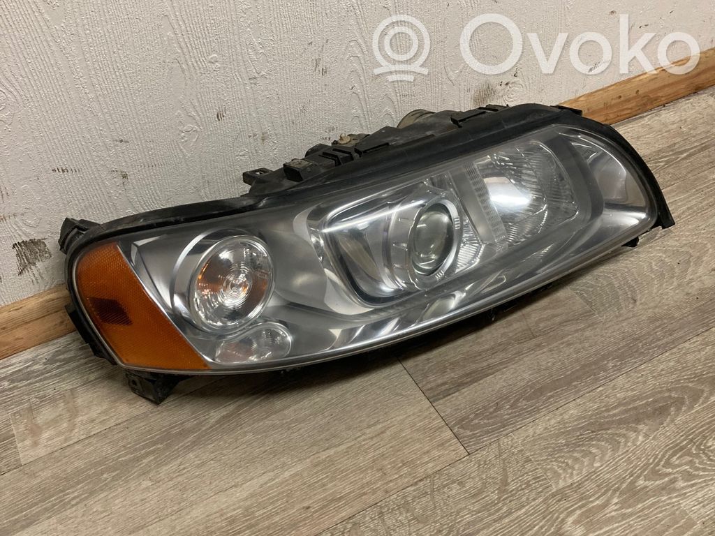 Headlight/headlamp   31111181