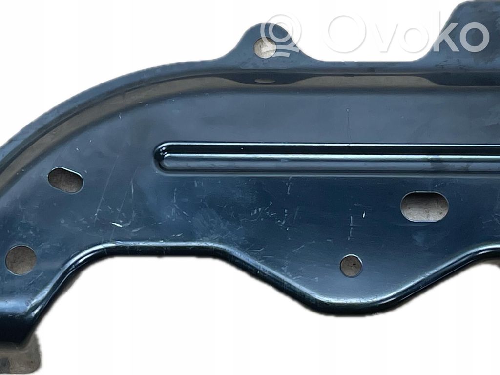 Tesla Model 3 Fender mounting bracket 