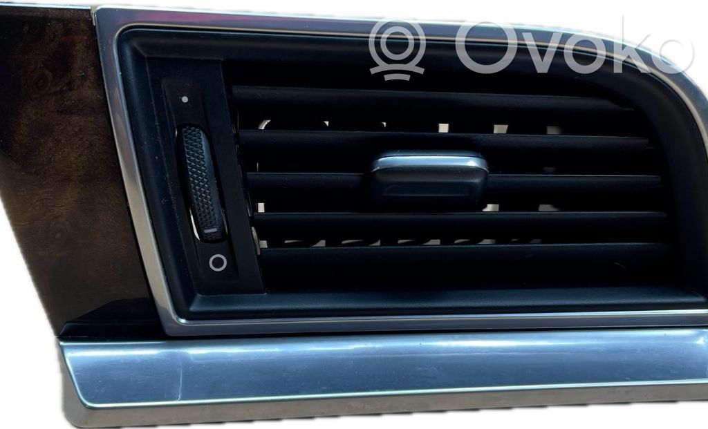 Porsche Macan (95B) Griglia di ventilazione centrale cruscotto 