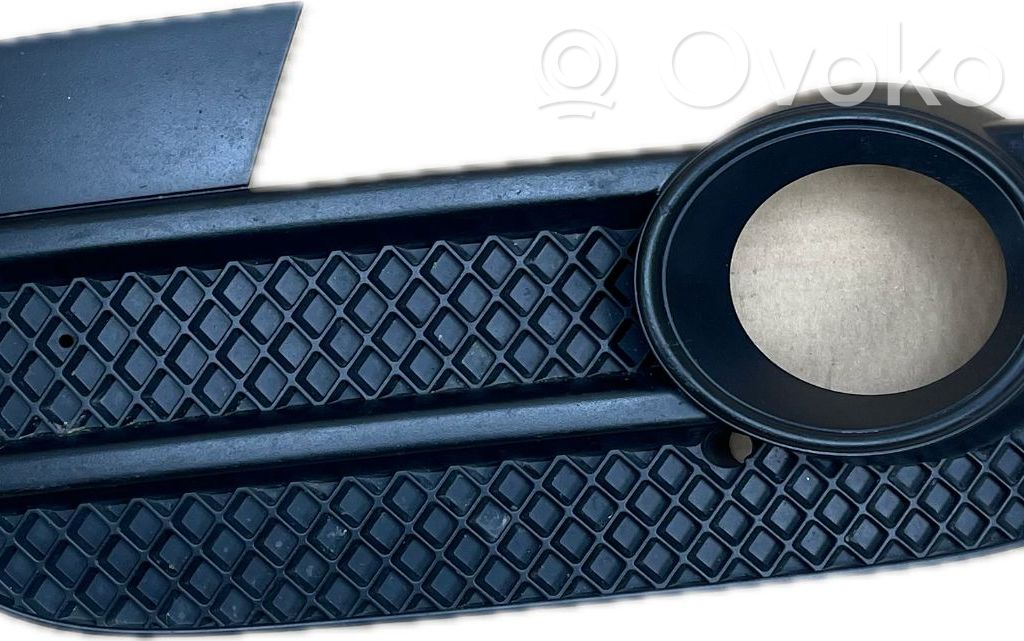 Audi RS Q3 Front tow hook cap/cover 