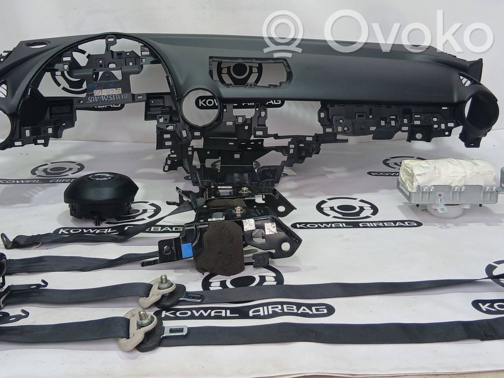 Mazda CX-3 Oro pagalvių komplektas su panele 