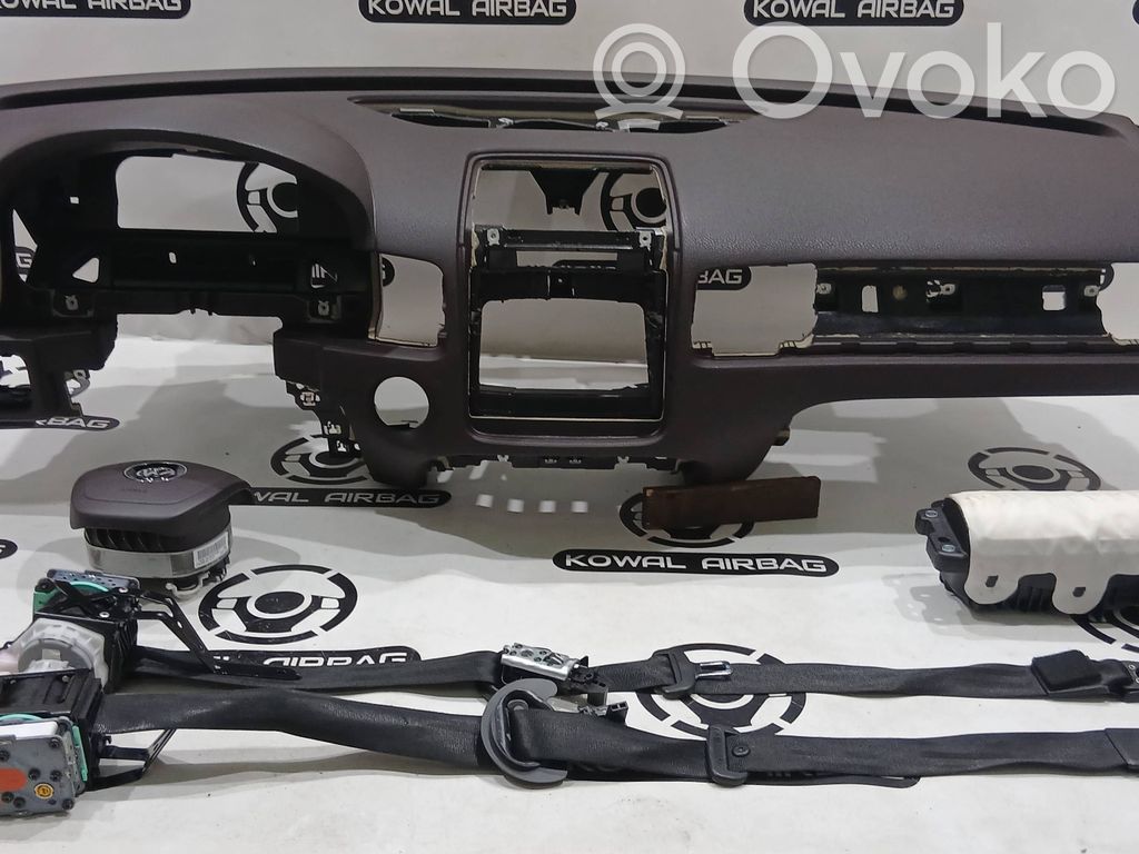 Volkswagen Touareg II Deska rozdzielcza 
