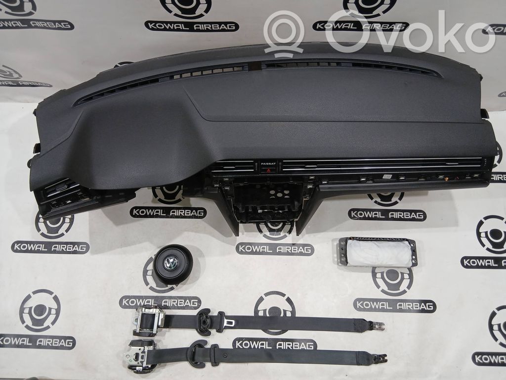 Volkswagen PASSAT B8 Deska rozdzielcza 