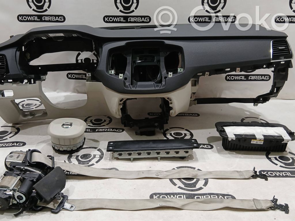 Volvo XC90 Oro pagalvių komplektas su panele 