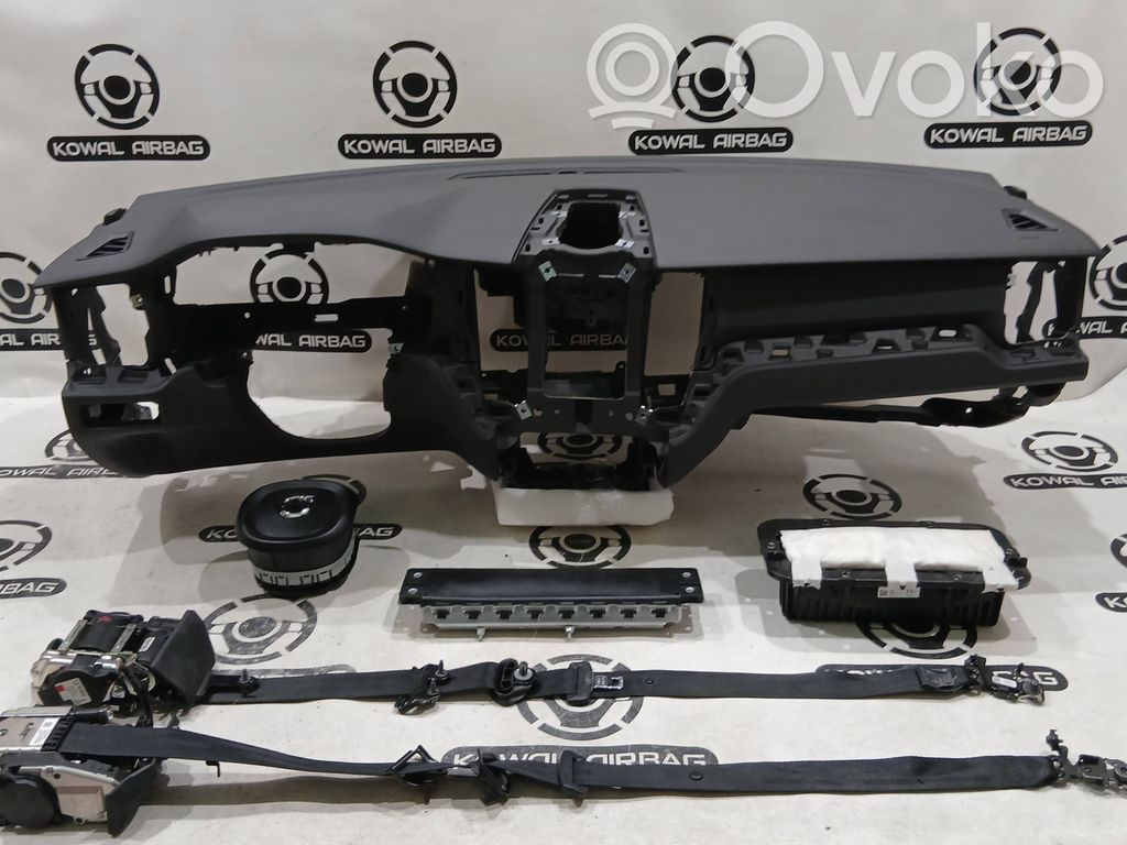 Volvo XC60 Oro pagalvių komplektas su panele 