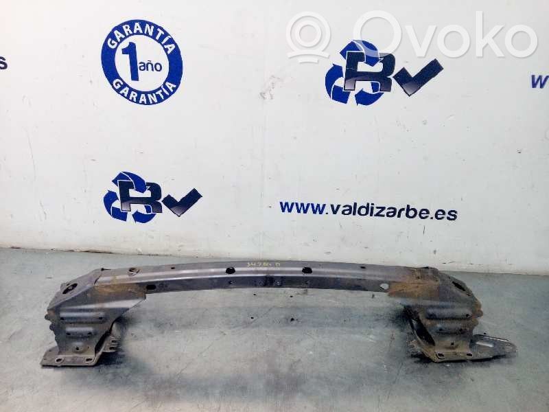 Front bumper mounting bracket   G31A50070B
