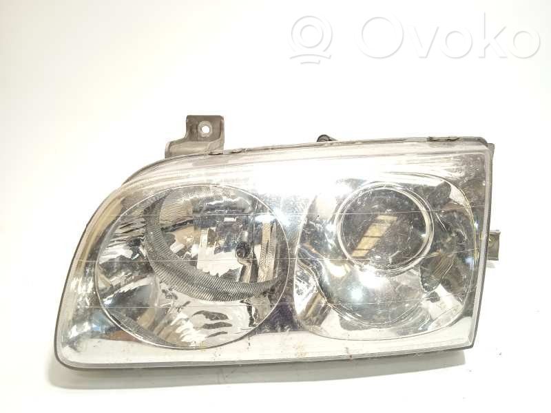 Hyundai Trajet Phare frontale 