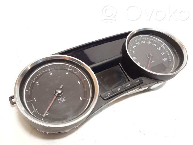 Peugeot 508 Compteur de vitesse tableau de bord 