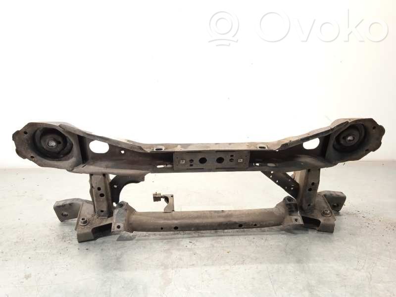 Volvo V40 Galinis tiltas su reduktoriumi 