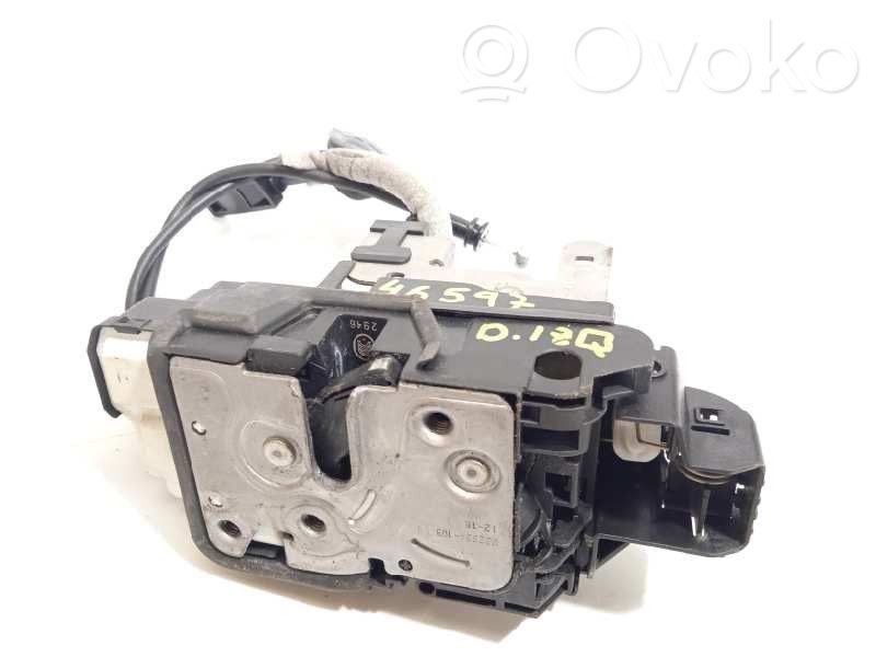 Volvo V40 Etuoven lukko 
