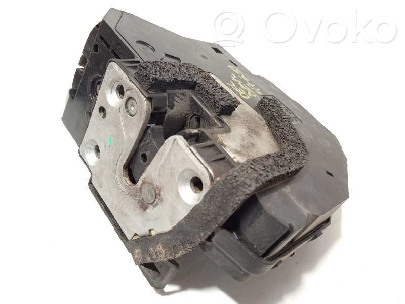 Renault Latitude (L70) Serratura portiera anteriore 