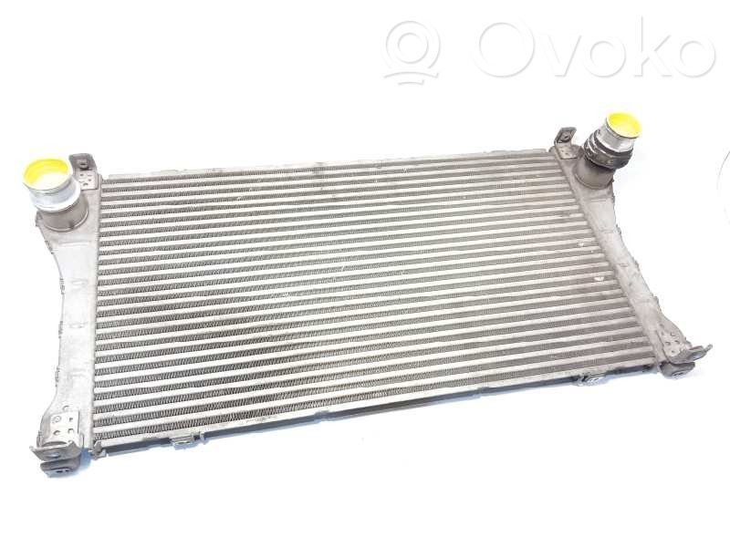Toyota Avensis T270 Radiatore intercooler