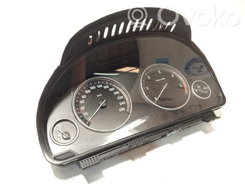 Spidometrs (instrumentu panelī)   9227614