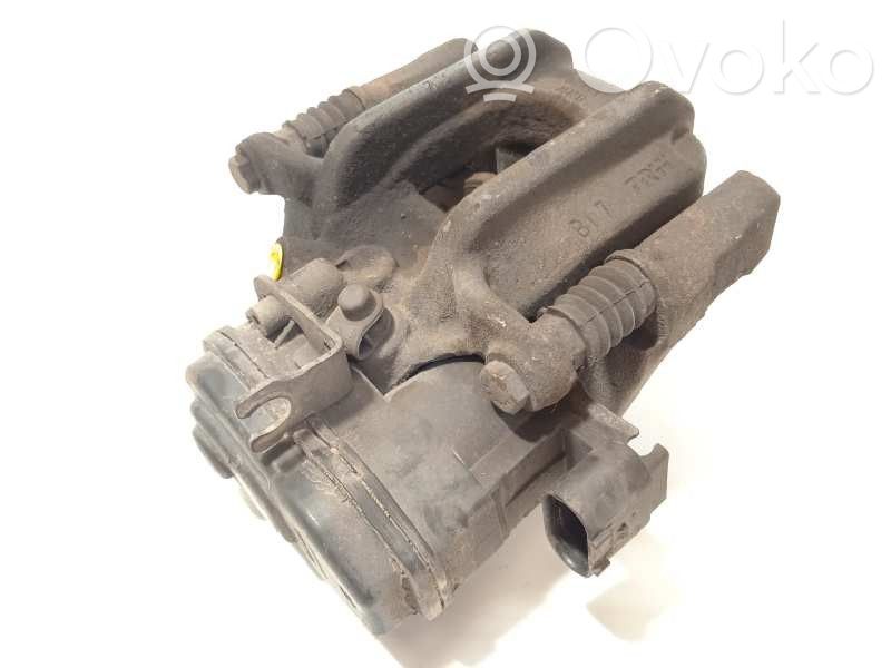 Caliper del freno trasero   34216793041