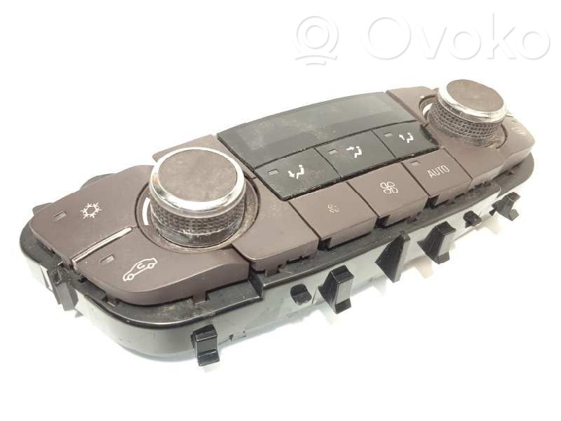Opel Insignia A Climate control unit 