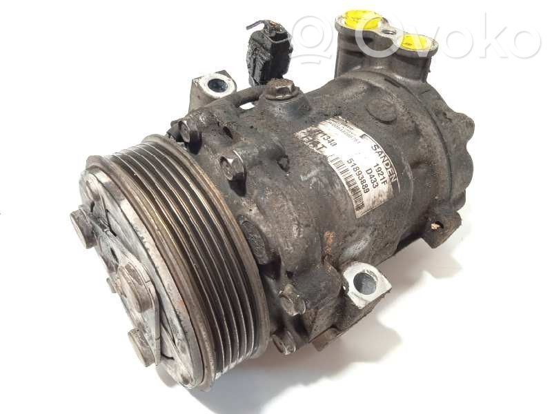 Air conditioning (A/C) compressor (pump)   51893889,1921F,SD6V12