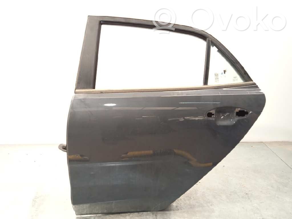 Puerta trasera   77003H8000