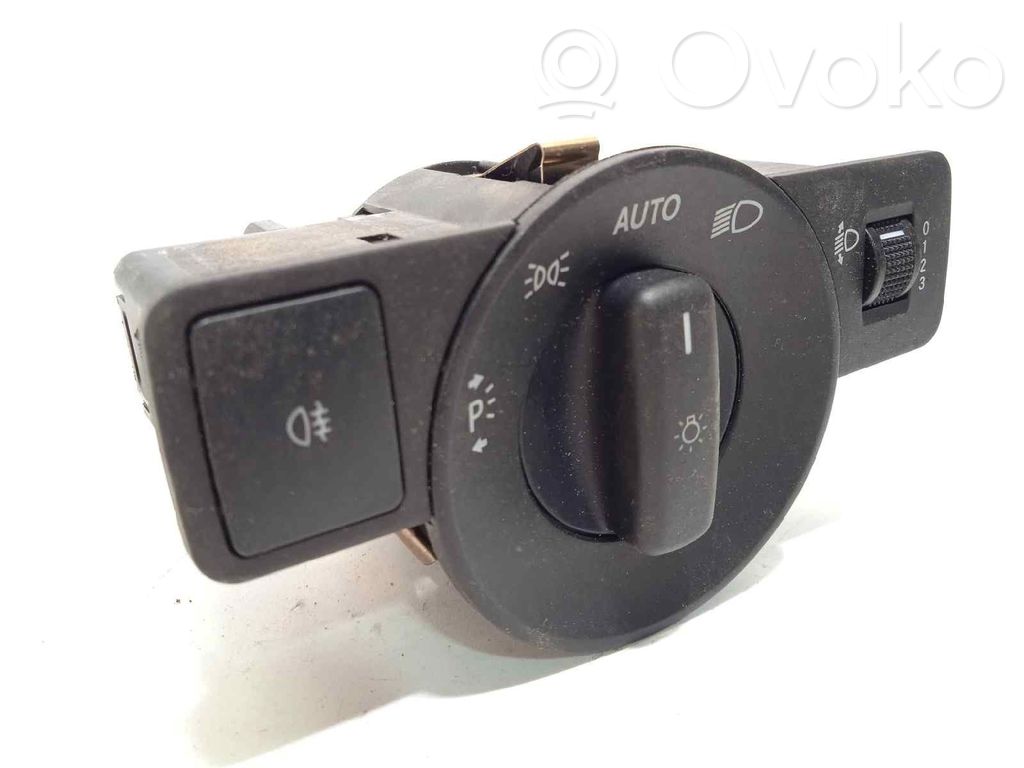 Mercedes-Benz Vito Viano W447 Interruptor de control del panel de luces