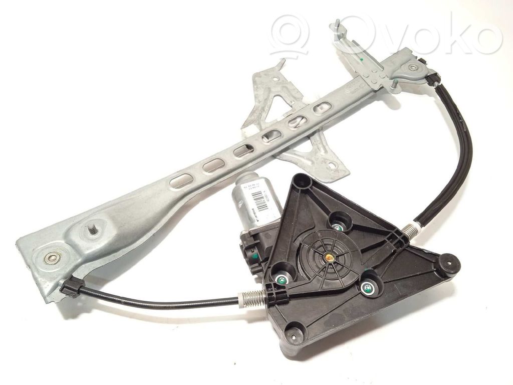 Regulador manual de la ventanilla delantera   B001019780,402663A