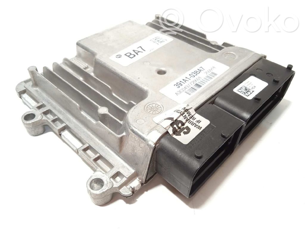 KIA Xceed Engine control unit/module 
