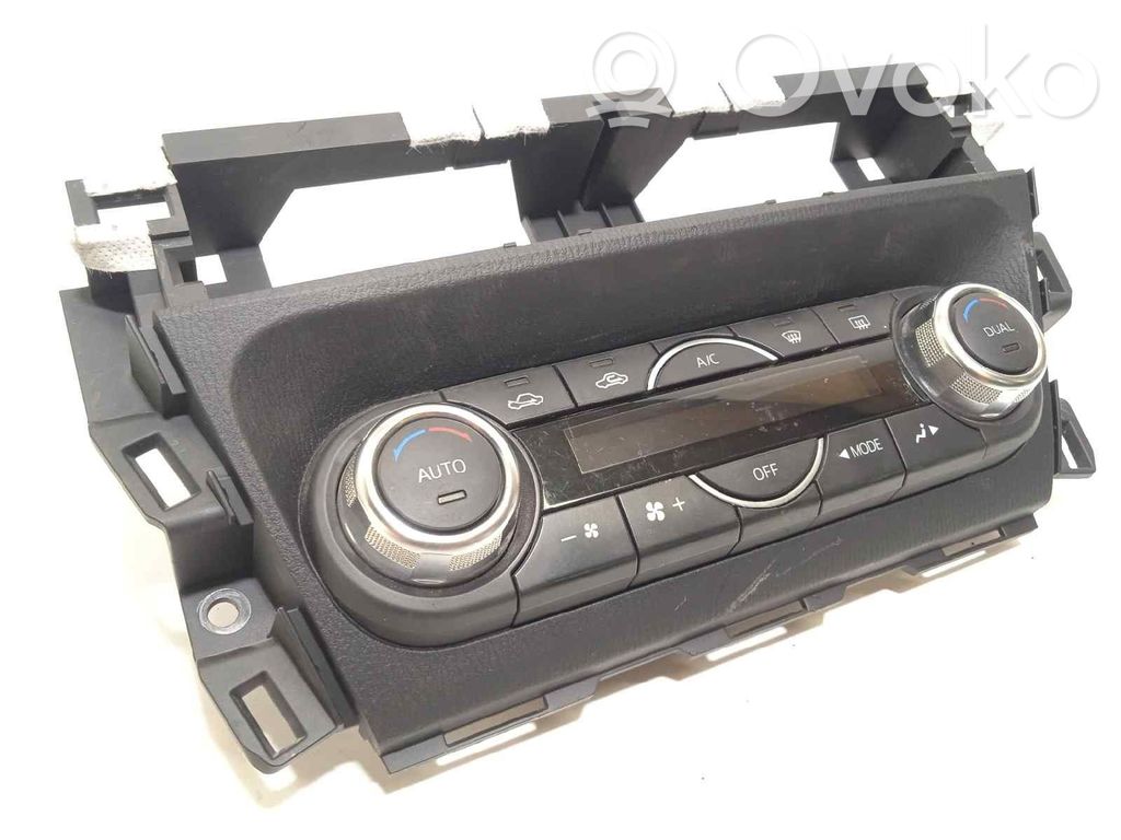 Mazda 3 III Climate control unit 