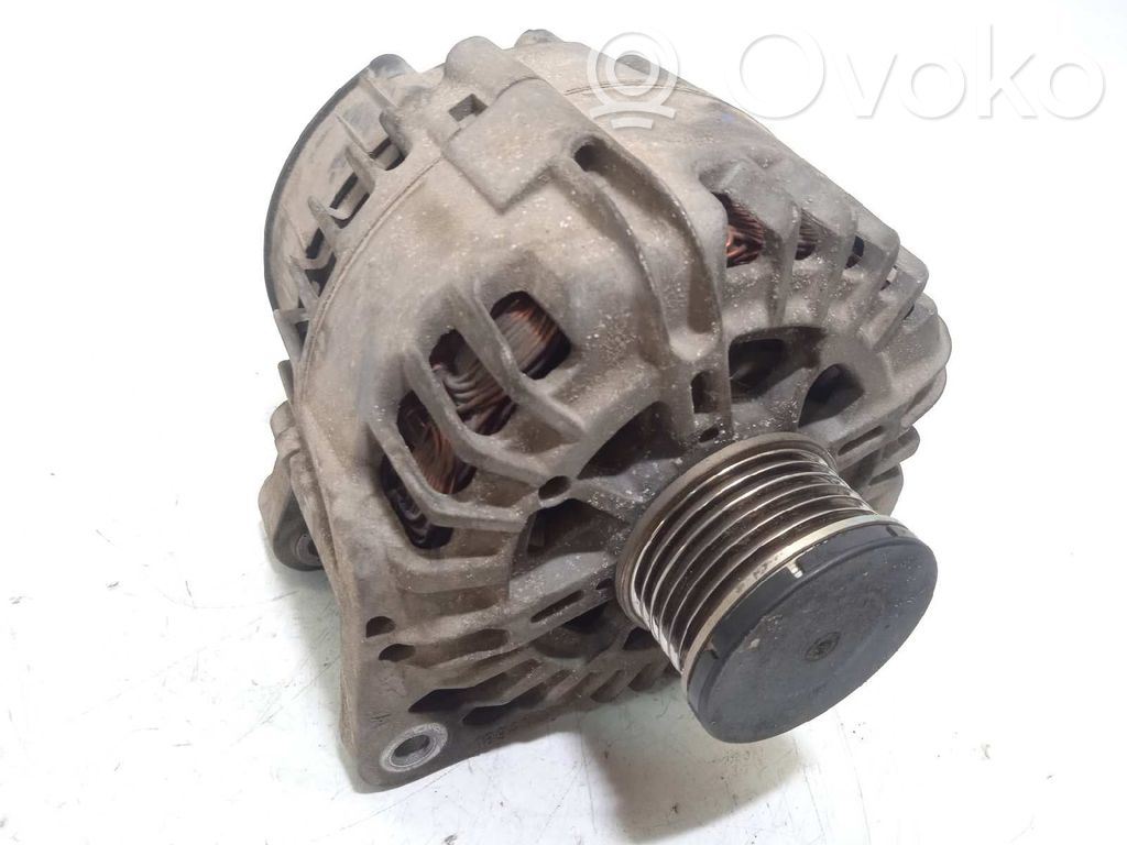 Renault Laguna III Generatore/alternatore 