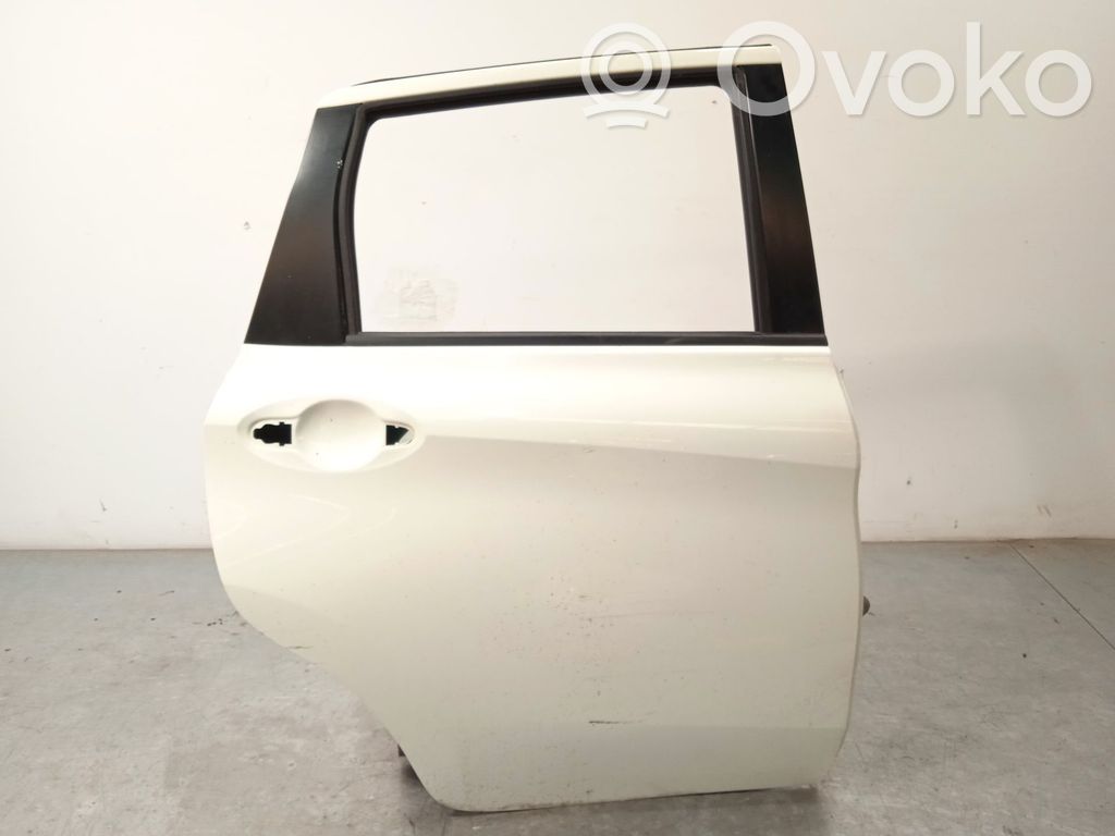 Nissan Note (E12) Galinės durys 