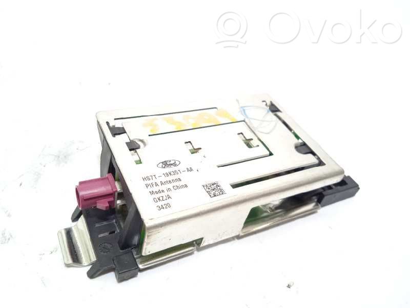 Ford Transit -  Tourneo Connect Radion antenni 