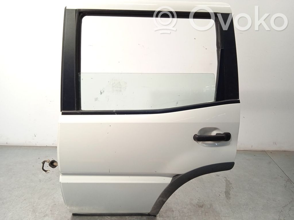 Nissan Terrano Puerta trasera 
