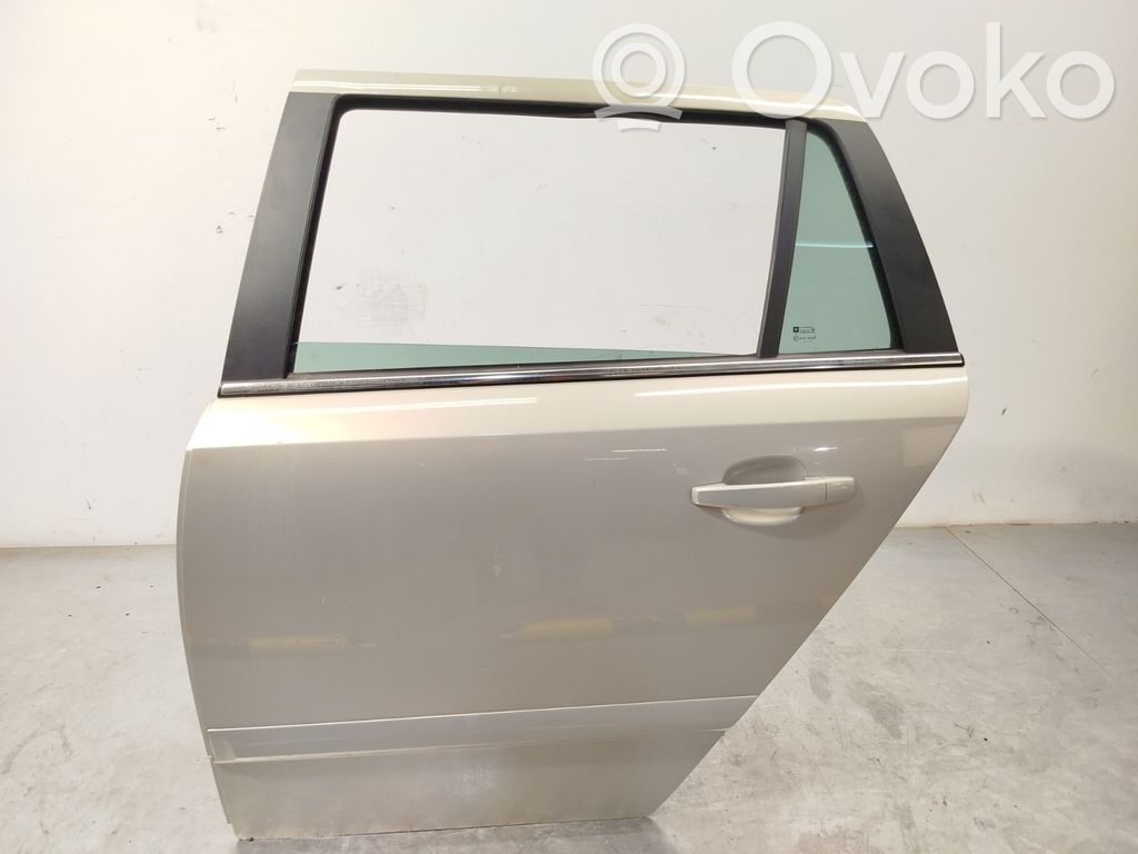 Puerta trasera   13168045