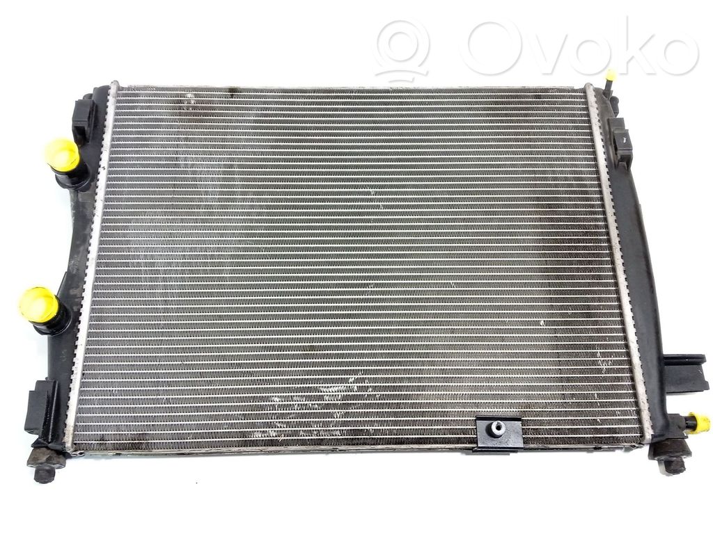 Nissan Qashqai Radiator lichid răcire 